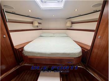 Bertram Yacht 630 Convertible