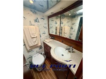 Bertram Yacht 630 Convertible