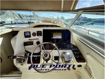 Sea Ray 330 Amberjack