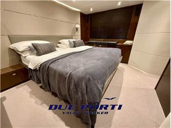 Princess V62