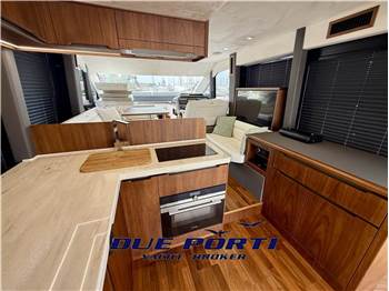 Galeon 460 fly