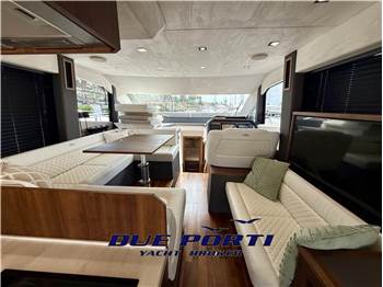 Galeon 460 fly