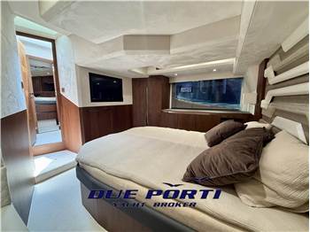 Galeon 460 fly