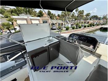 Galeon 460 fly