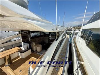 Princess V62