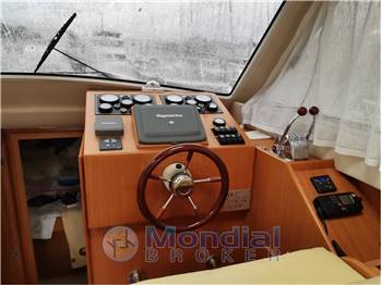 Cantiere Navale Viareggio BELLCRAFT 1000