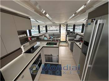 Leopard Catamarans LEOPARD 40 POWERCAT