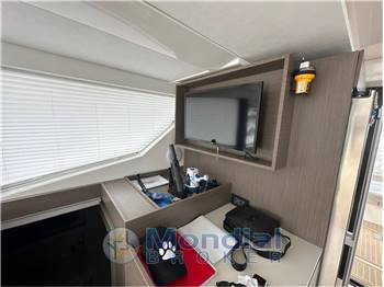 Leopard Catamarans LEOPARD 40 POWERCAT