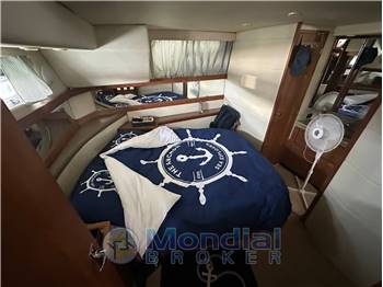 Bayliner Bayliner 3587 AFT Cabin