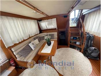 Hi-Star Marine HI STAR 47'