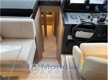 Ferretti Yachts FERRETTI YACHTS 670
