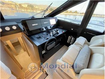 Ferretti Yachts FERRETTI YACHTS 670