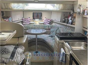 Bayliner AVANTI EXPRESS 3255