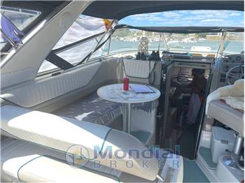 Bayliner AVANTI EXPRESS 3255