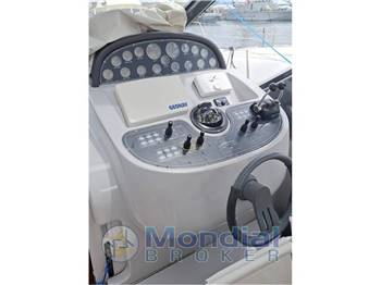 BAIA FLASH 48-NAPOLI