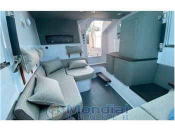 AXOPAR 37 XC CROSS CABIN