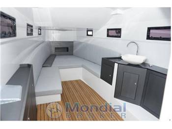 PIRELLI 42 FB-SPEEDBOAT  