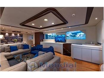 BENETTI 105