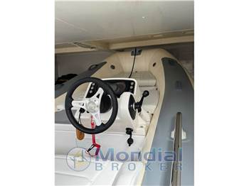 TENDER WILLIAMS SPORTJET 395