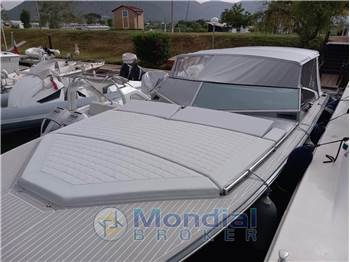 TORNADO 38 CLASSIC