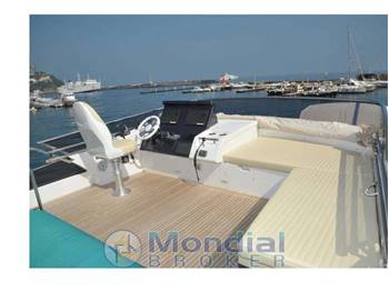 AZIMUT 77 S