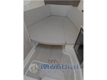 Quicksilver 875 Sunseck 2022