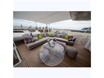 Ferretti Navetta 26