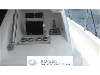 FERRETTI 550 fly