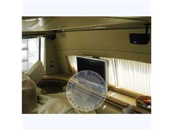 Ferretti 550