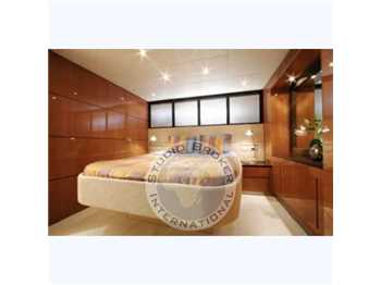 Pershing 56