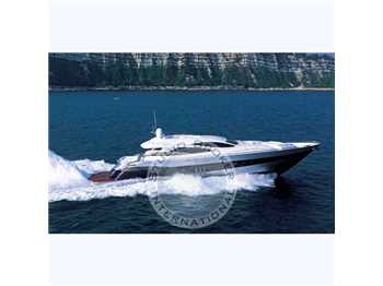 Pershing 90