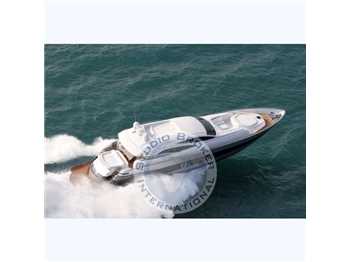 Pershing 90
