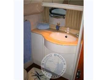 Pershing 54