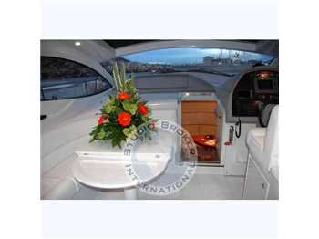 Pershing 46
