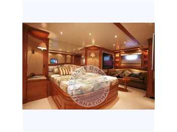 Benetti Tradition 100