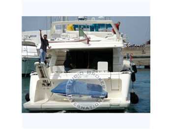 Ferretti 680