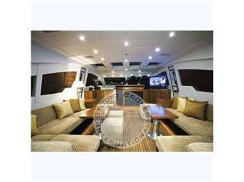 Overmarine Mangusta 80 ht