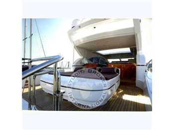 Overmarine Mangusta 72