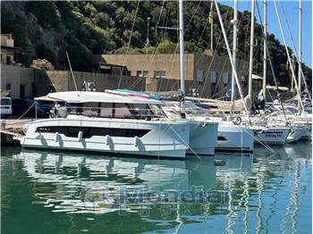 Fountaine Pajot MY 4.S