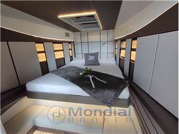 Italia Yachts IY 43 Veloce
