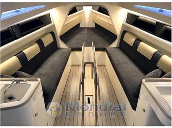 Italia Yachts Italia 9.98