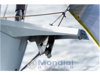 Italia Yachts Italia 12.98 New