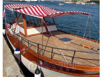 Cerulli Porto S.Stefano Gozzo cabinato