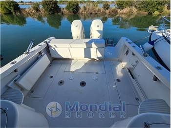 Four Winns Quest 257