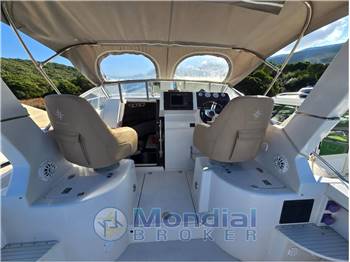 Four Winns Quest 257