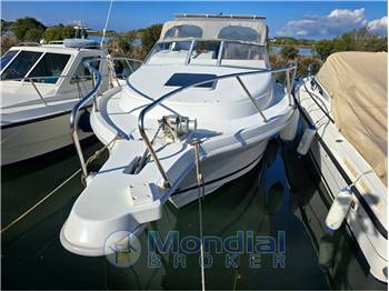 Four Winns Quest 257