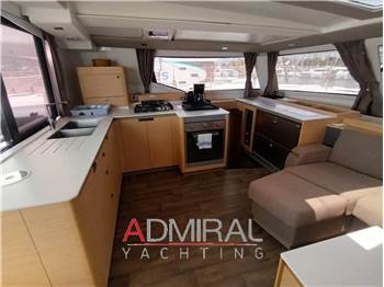 Fountaine Pajot Tanna 47