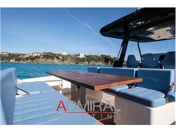 Cayman Yachts 400 WA