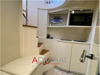 Pershing Pershing 74