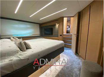 Pershing Pershing 74